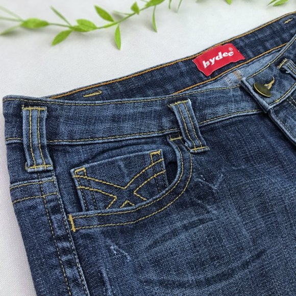 Fresh Peice Original ( HYDEE ) Straight fit mid wash jeans Fixed Price - Picture 3 of 5